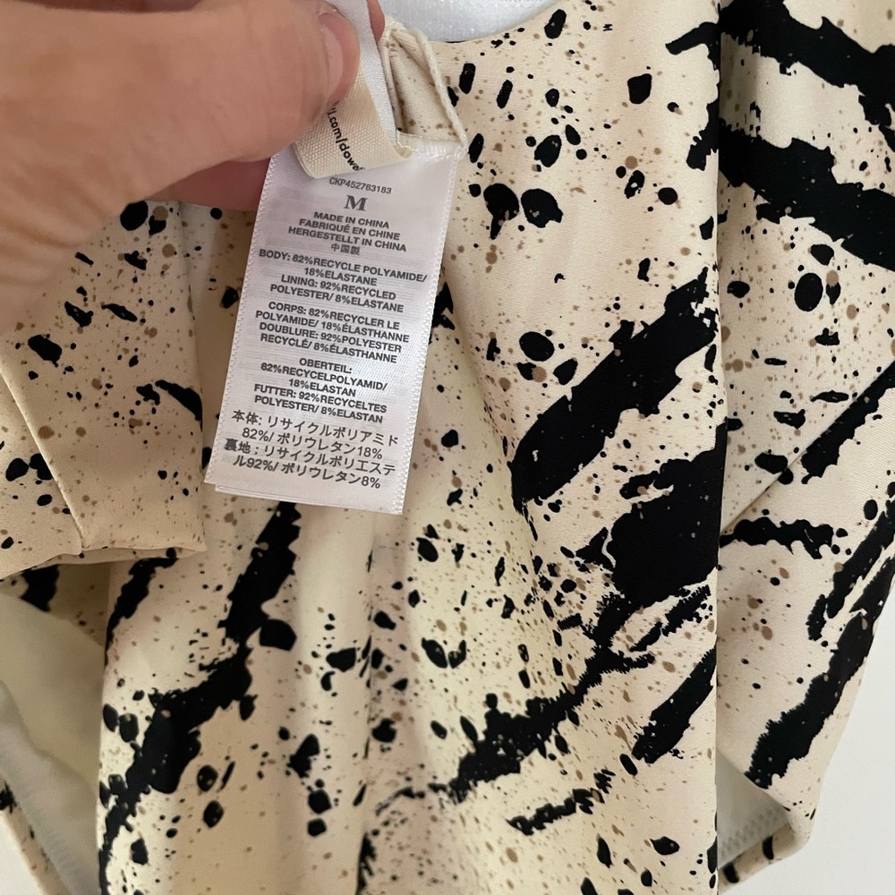 Black Splatter Print Cream Top - M